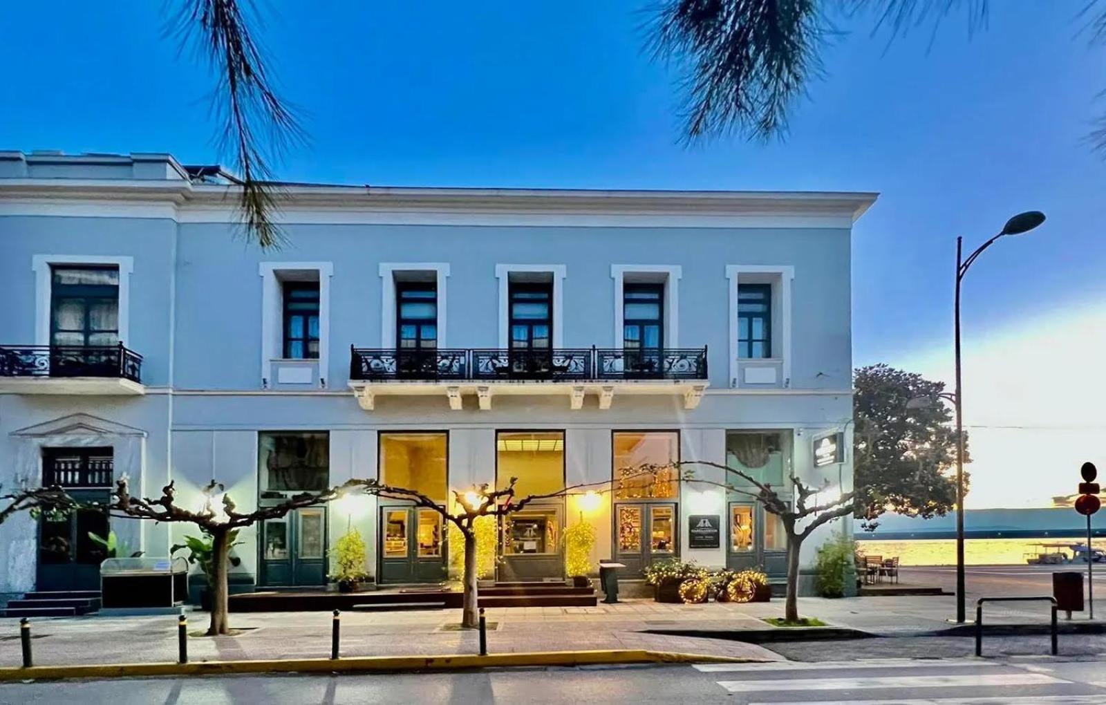 Panellinion Luxury Rooms Kalamata Exterior photo